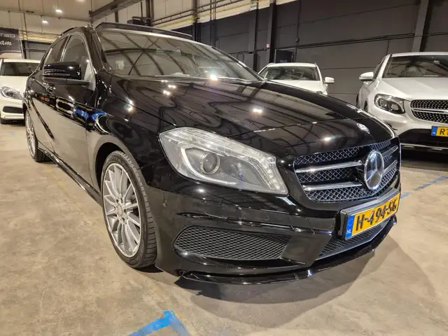 Mercedes-Benz A 180 Prestige - AMG Pakket - Panoramadak - Clima - Stoe
