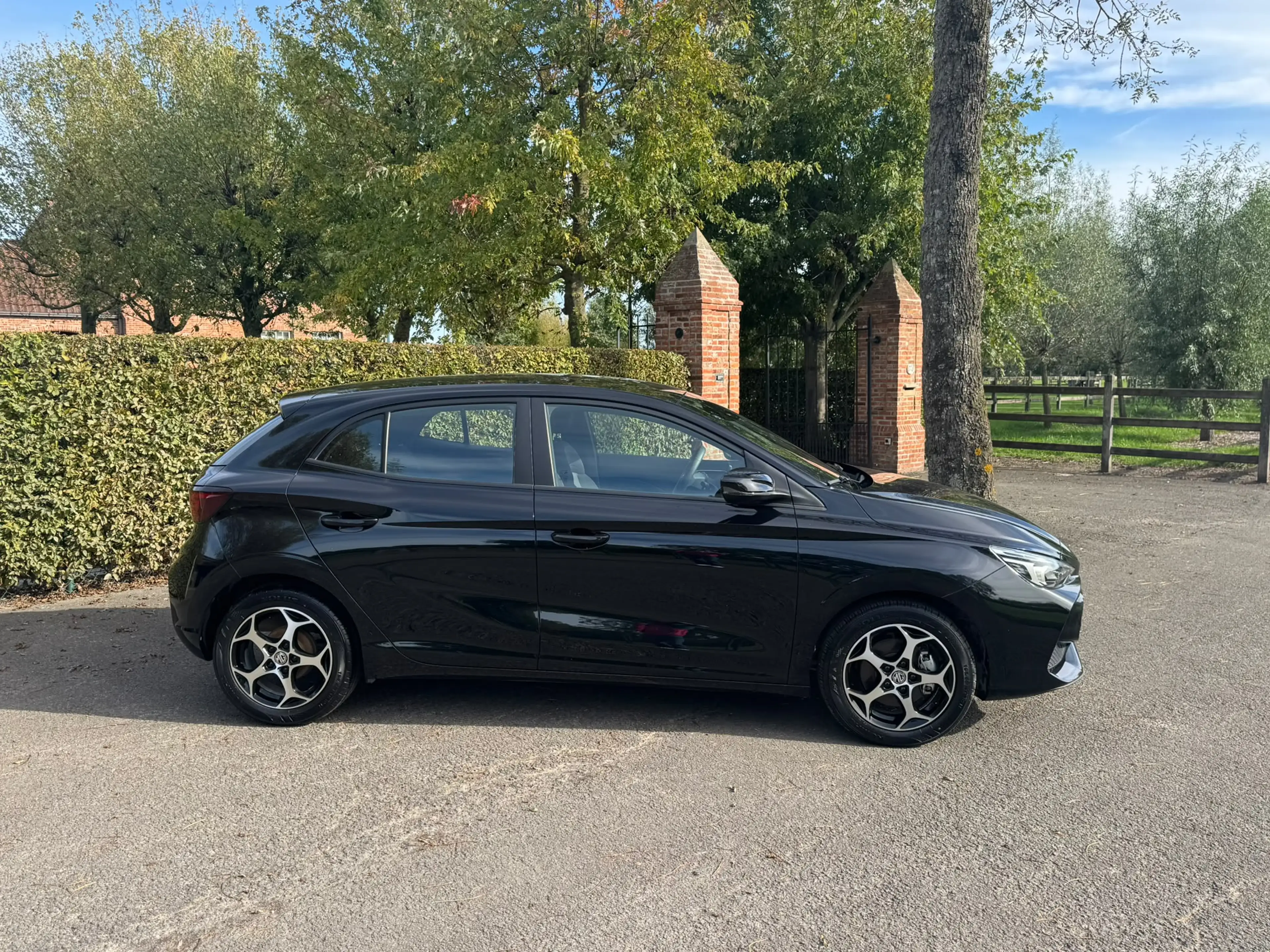 MG MG3 ICE 1.5 COMFORT FWD M5 — photo 3