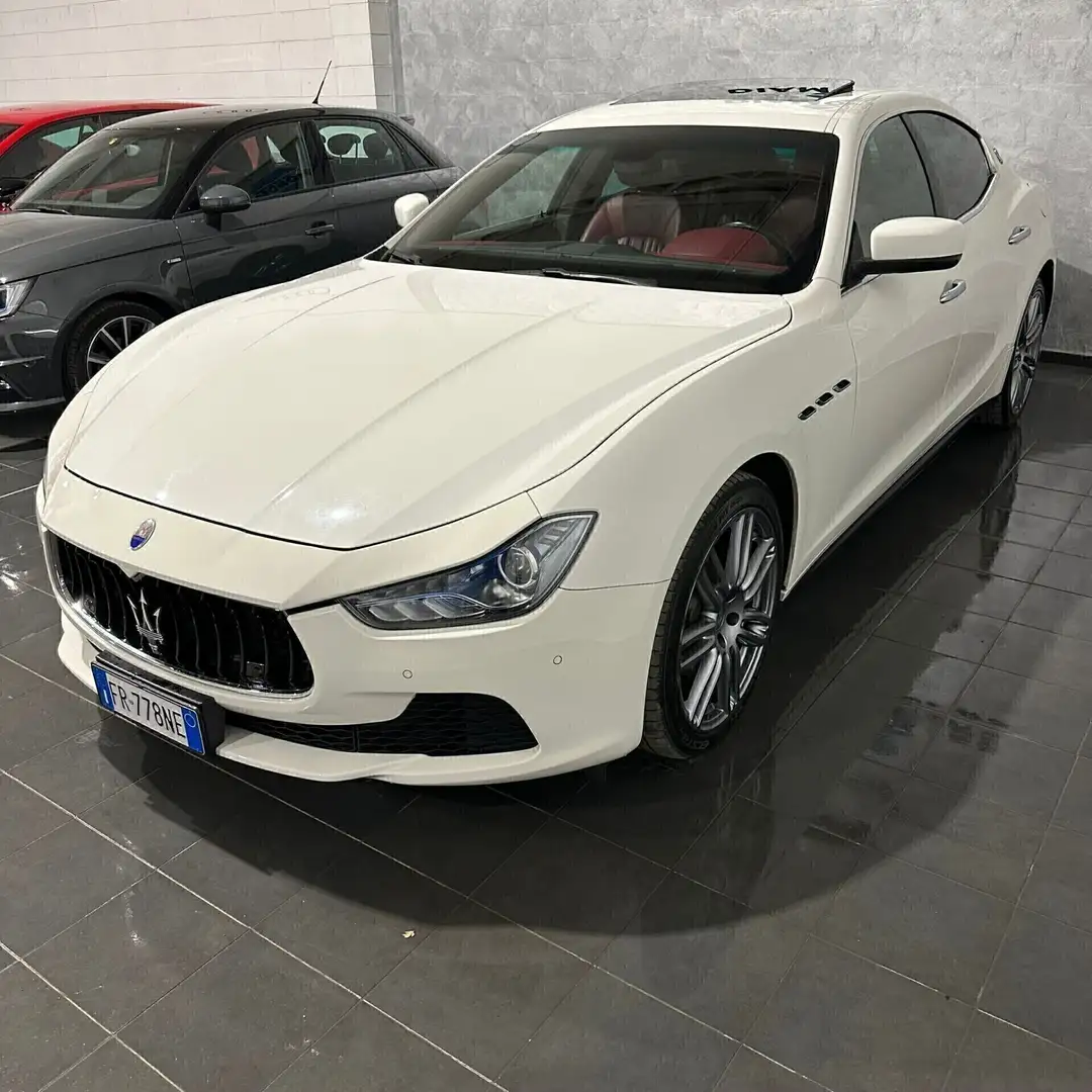 Maserati Ghibli V6 Diesel 275 CV Bianco - 2