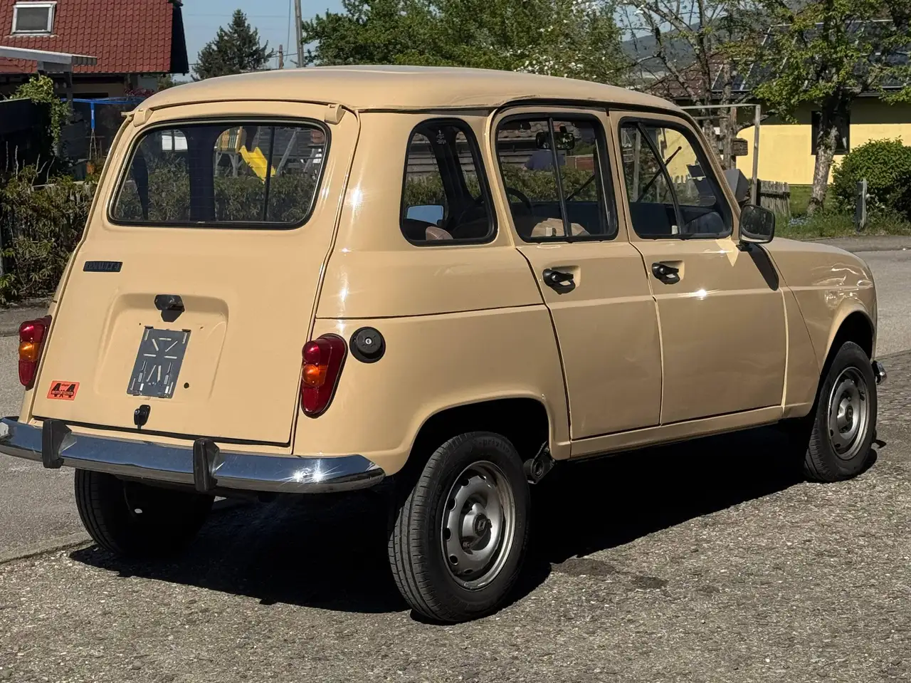 Renault R 4 Sinpar 4x4, foto 2