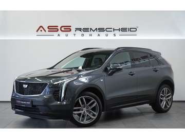 Luxury 2WD *1.H *Kamera *H-UP *Memory *Navi