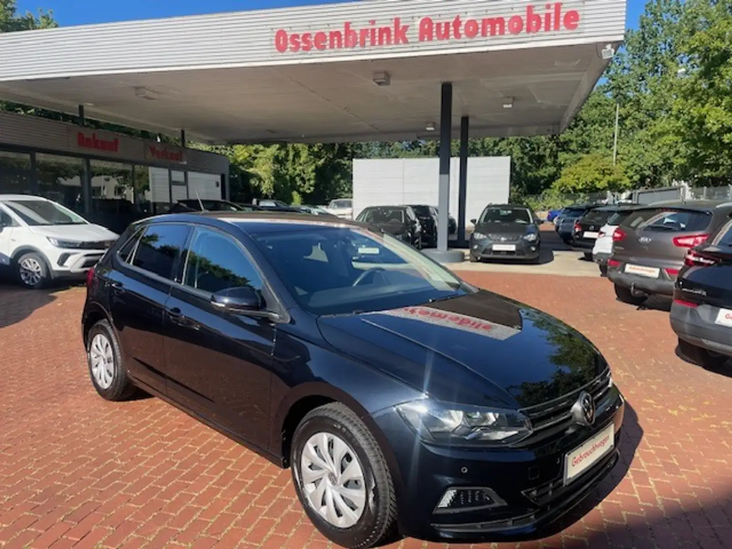 Volkswagen Polo Comfortline 1,0 TSI*Autom*Navi*SHZ*DAB*PDC* Noir - 1