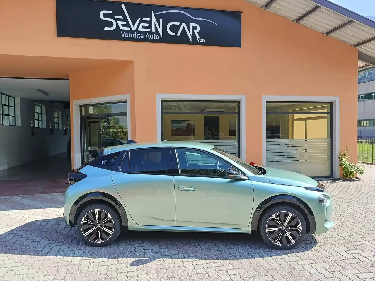 Lancia Ypsilon 2025
