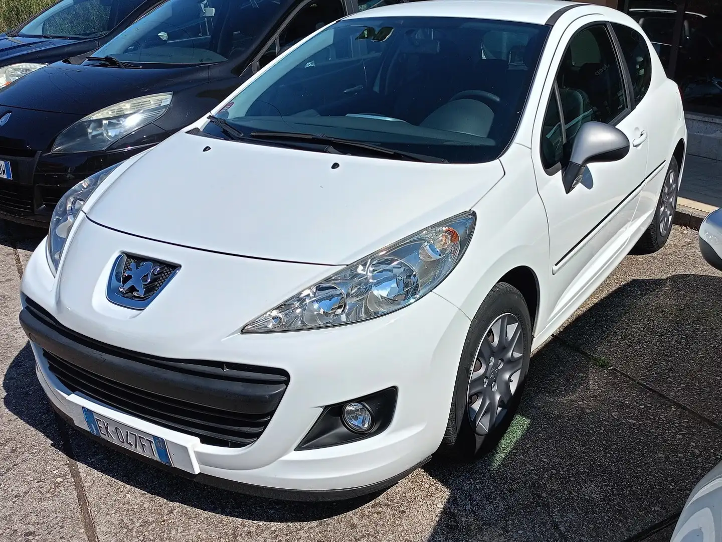 Peugeot 207 3p 1.4 vti 16v Special Edition - 1