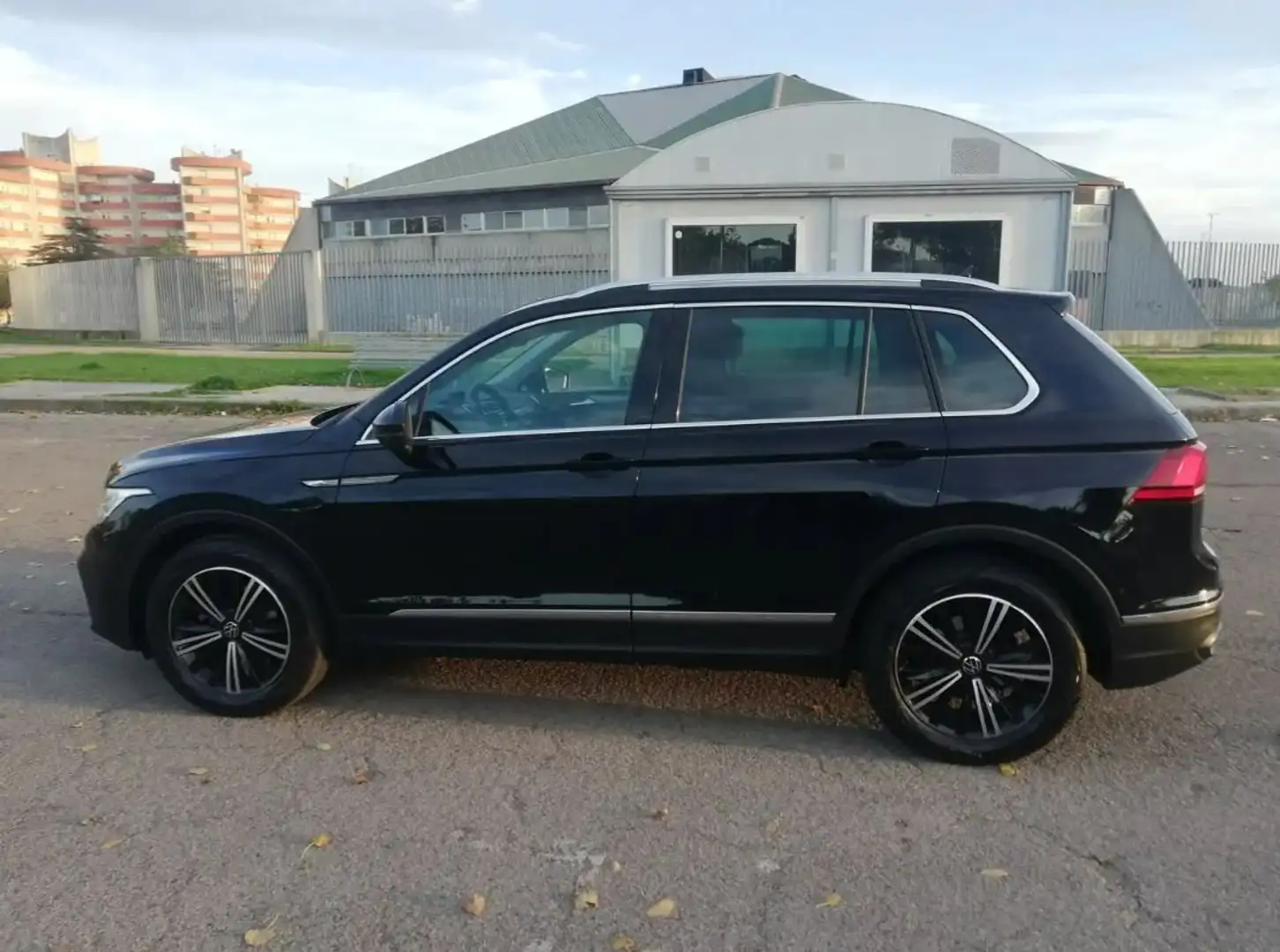 Volkswagen Tiguan Tiguan+2.0+tdi+Life+122cv Nero - 2