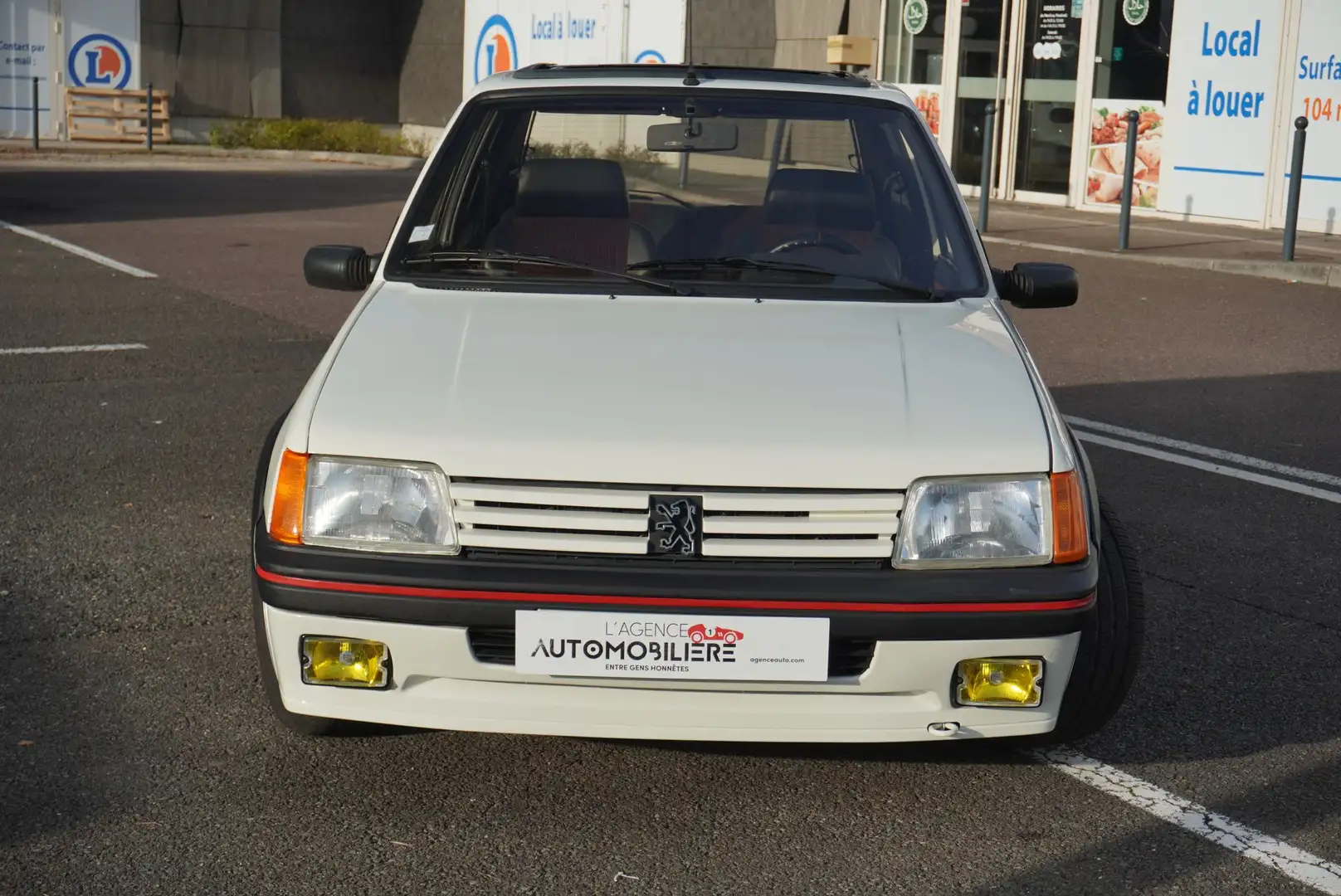 Peugeot 205 1.9 GTI 122 ch Toit Ouvrant - Peinture neuve Blanc - 2