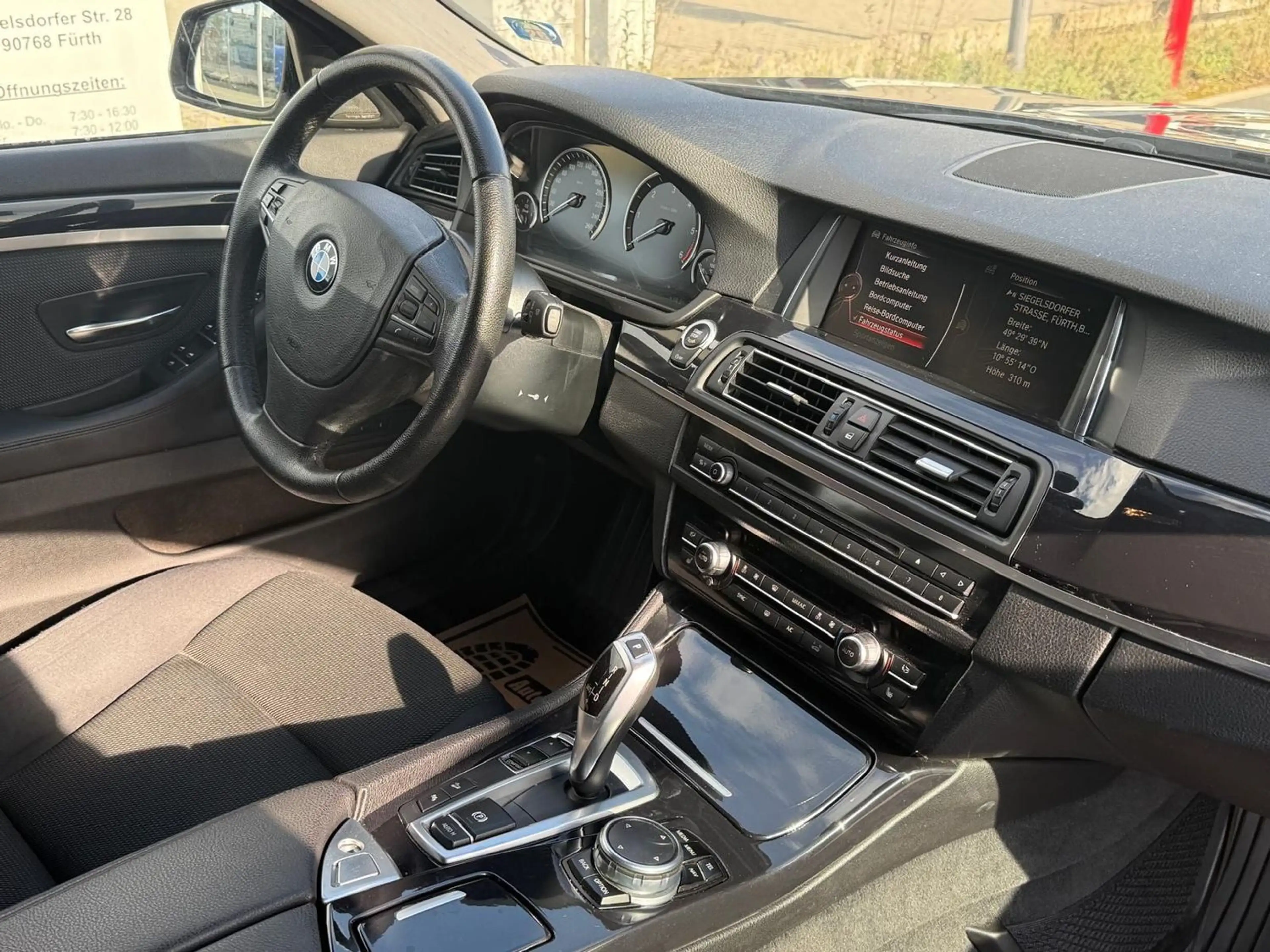 BMW 525 d xDrive *Xenon*Navi*Pano*AHK*PDC*Harman-Kardon* — photo 10
