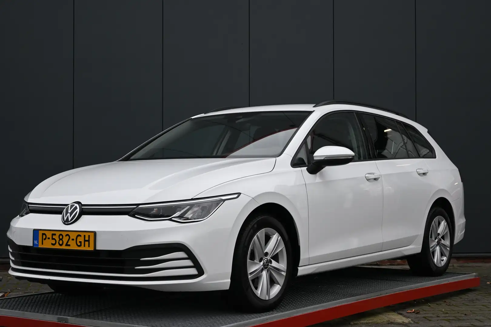 Volkswagen Golf Variant 1.0 TSI Life Business trekhaak Blanc - 1