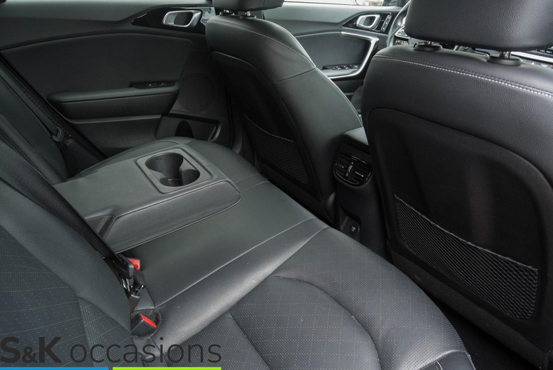 Kia Ceed SW / cee'd SW Sportswagon 1.6 GDI PHEV ExecutiveLine Trekhaak — photo 4