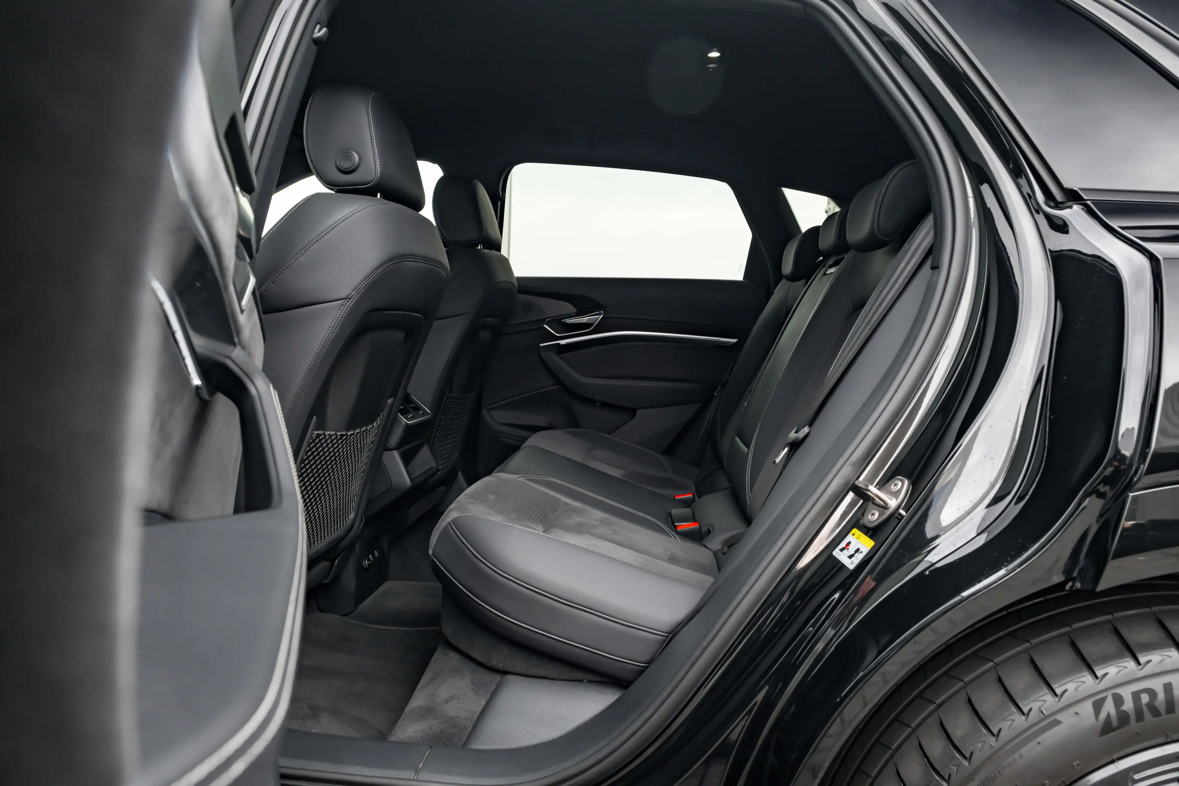 Audi Q8 e-tron 55 quattro S Edition 115 kWh 408PK | Elek. stoelen — photo 19