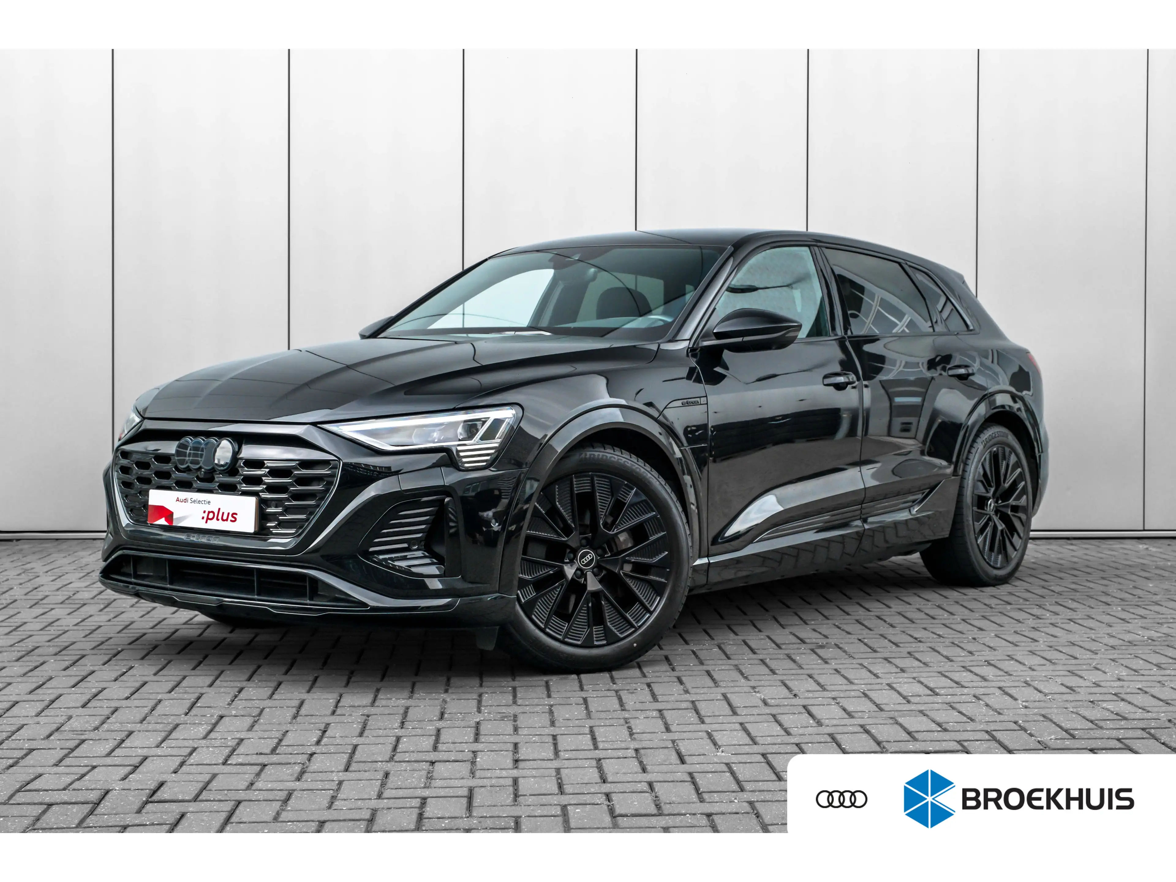 Audi Q8 e-tron 55 quattro S Edition 115 kWh 408PK | Elek. stoelen