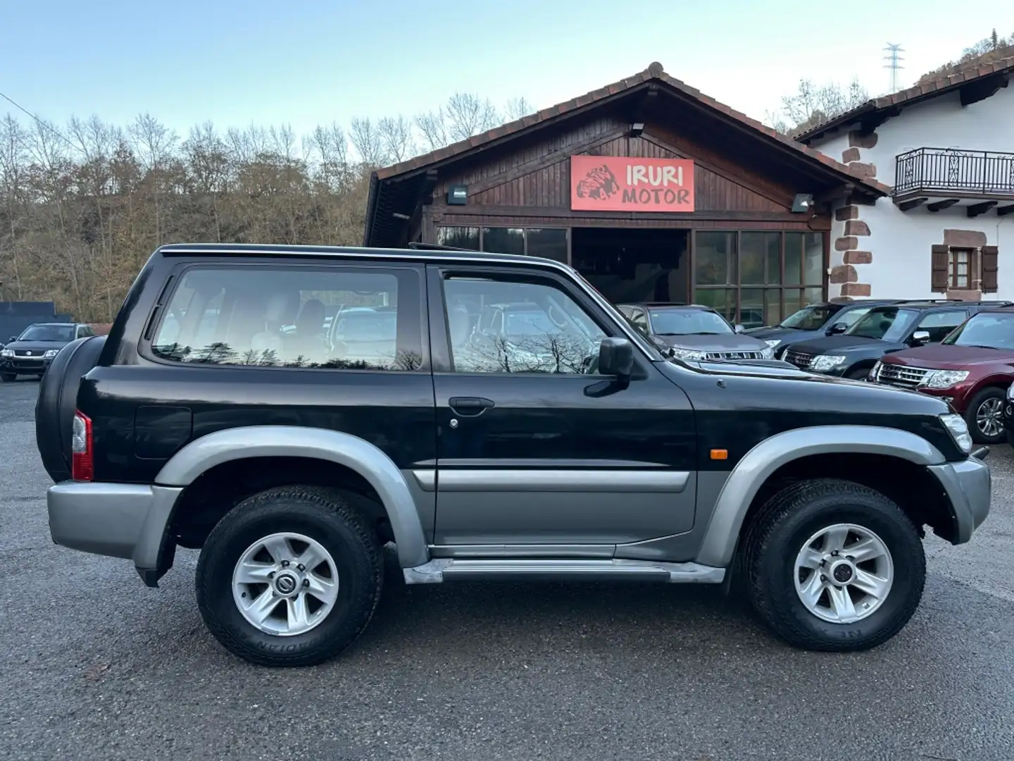 Nissan Patrol GR Luxury Negro - 1