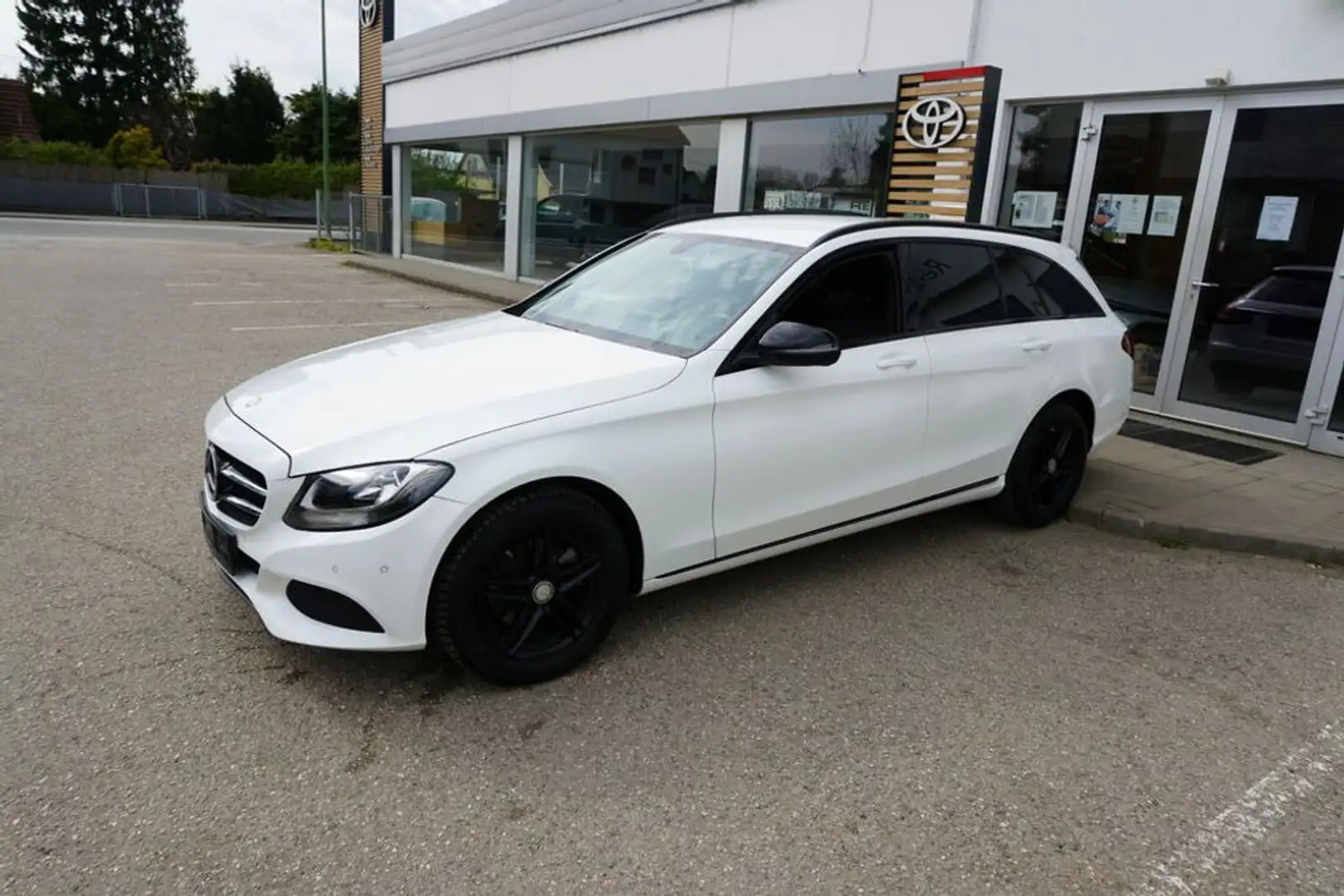 Mercedes-Benz C 180 T BlueTEC *NAVI*LEDER* Weiß - 2