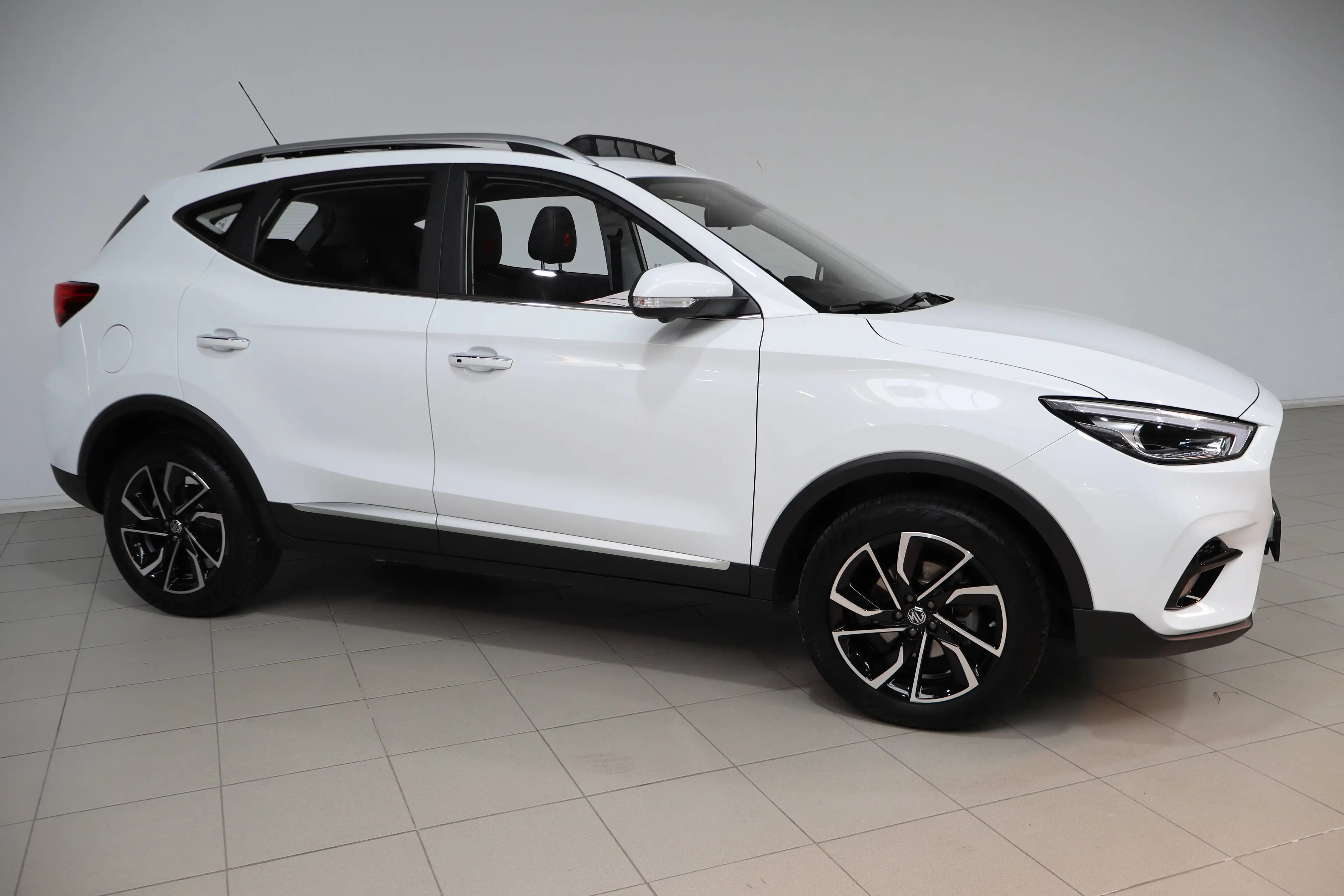 MG ZS ZS 1.0 T-GDi Luxury — photo 3