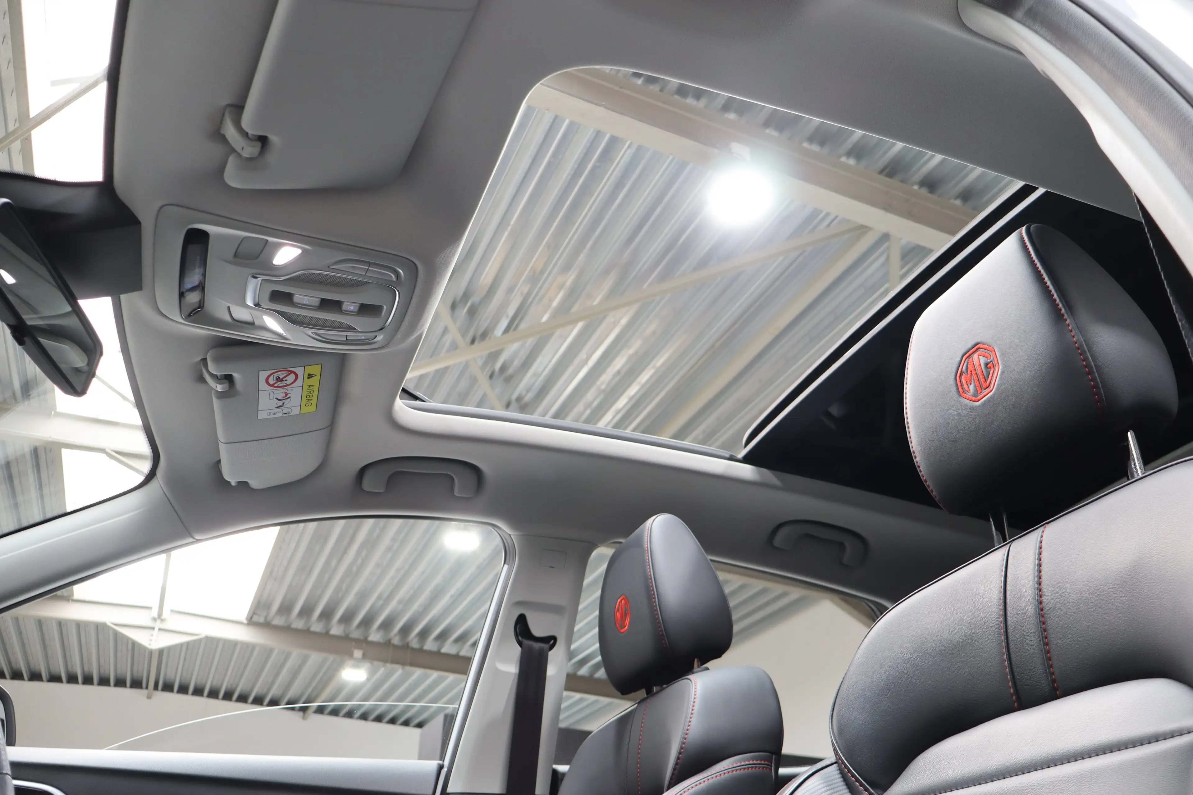 MG ZS ZS 1.0 T-GDi Luxury — photo 14