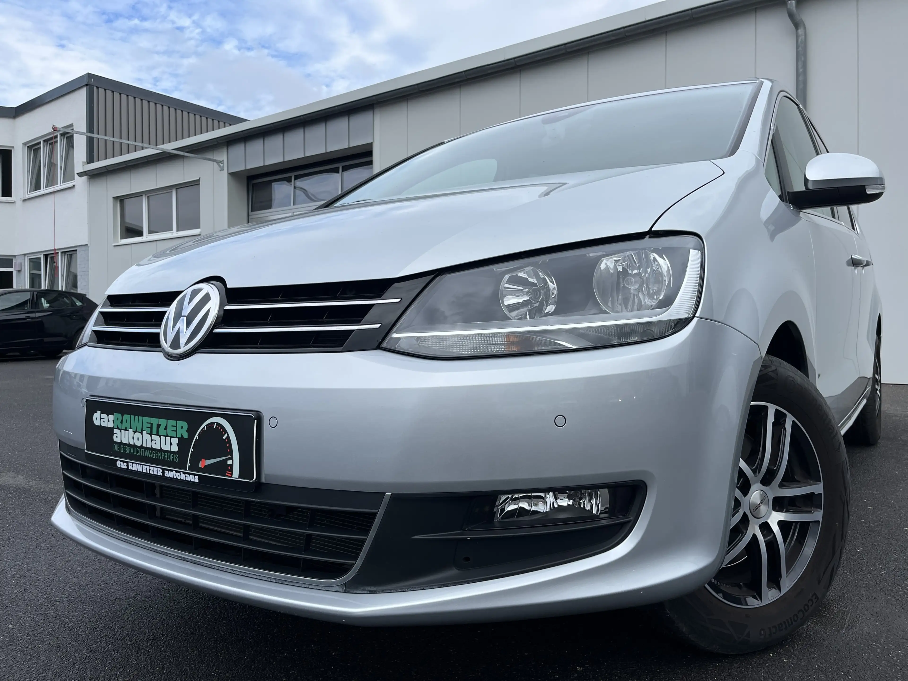 Volkswagen Sharan 1.4 TSI DSG Comfortline 188€ m.20% Anz. AHK 7-Si