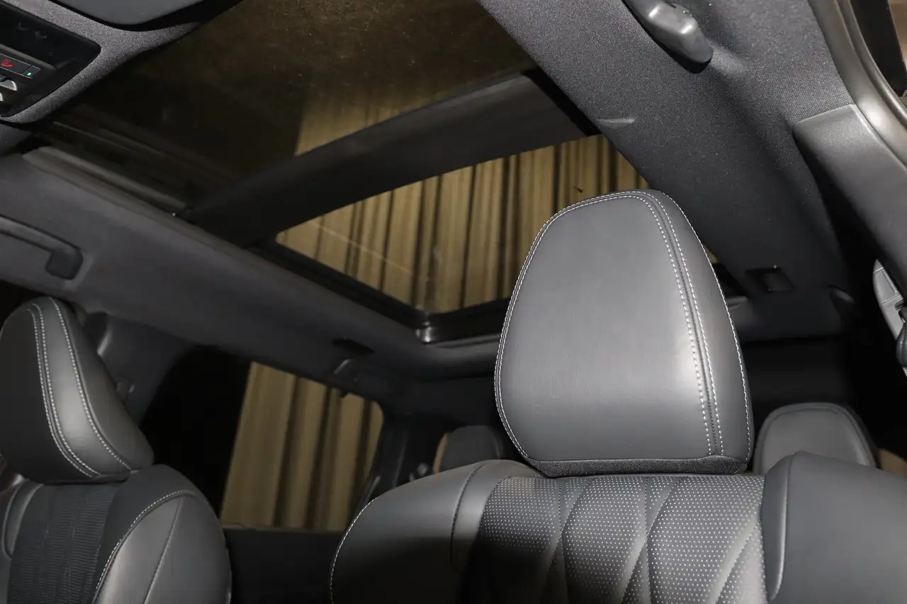 Mitsubishi Outlander снимка Mitsubishi Outlander