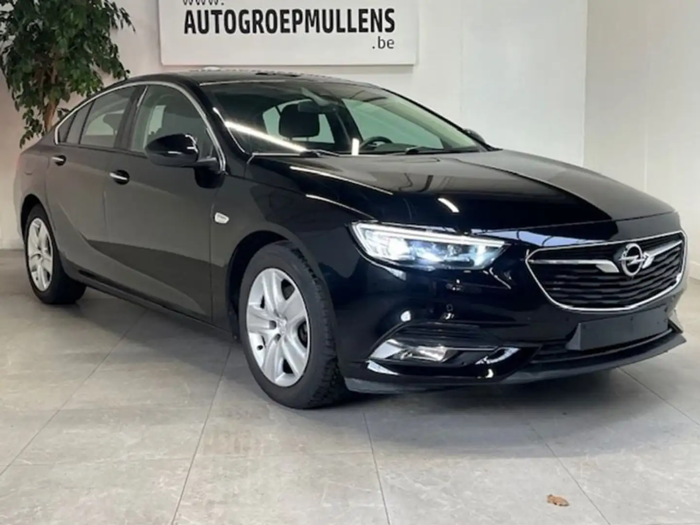 Opel Insignia CDTI Blue-Injection Start/Stop Innovatio Zwart - 2