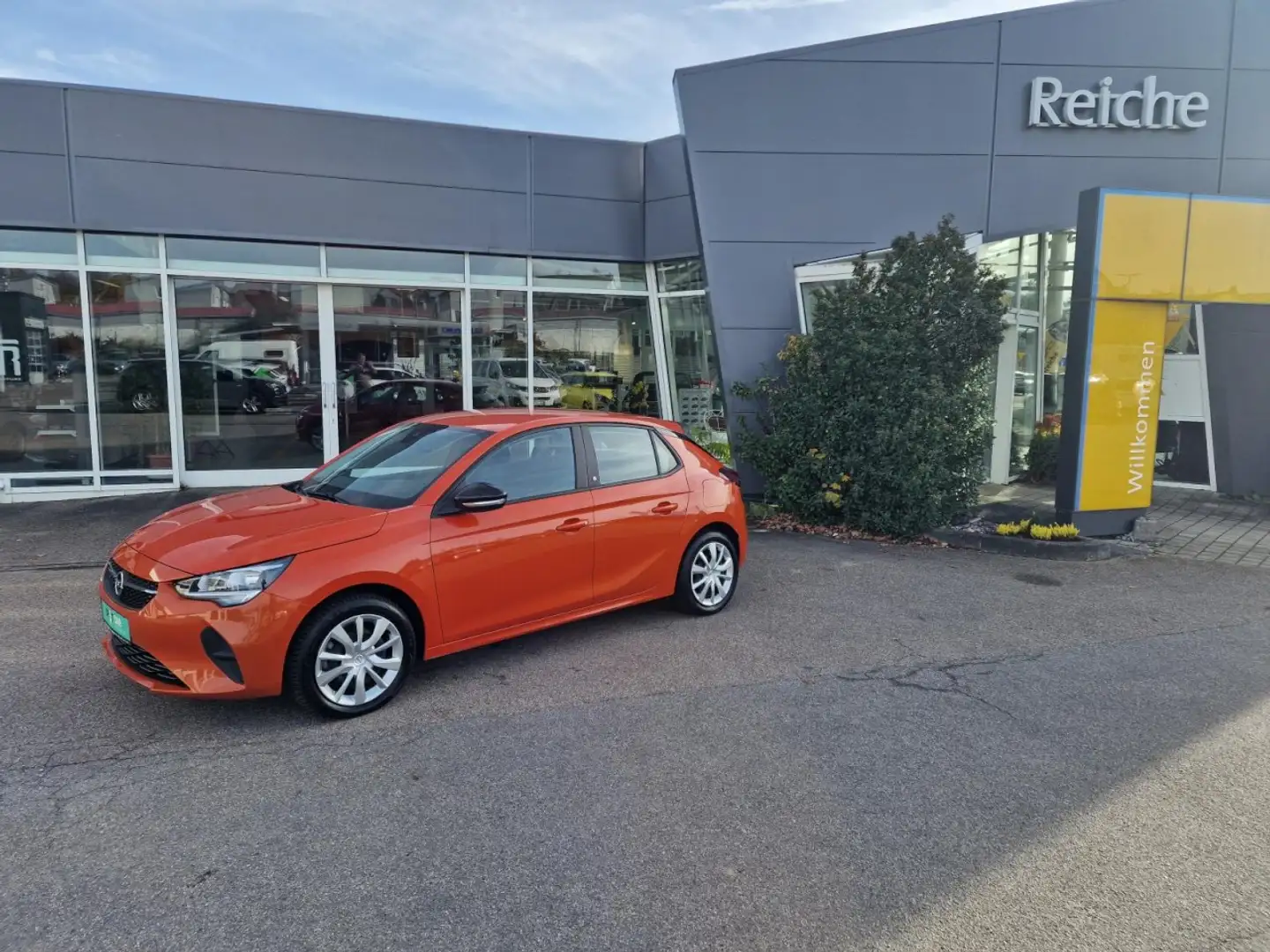 Opel Corsa-e Edition AT+RFK+PDC+AAC Klima Navi Rückfahrkamera Orange - 1