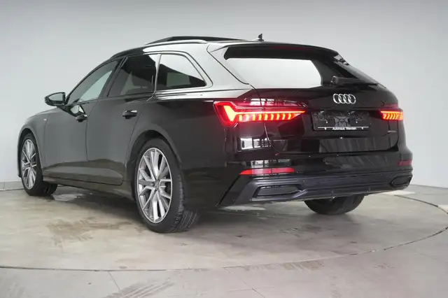 Audi A6 view 5