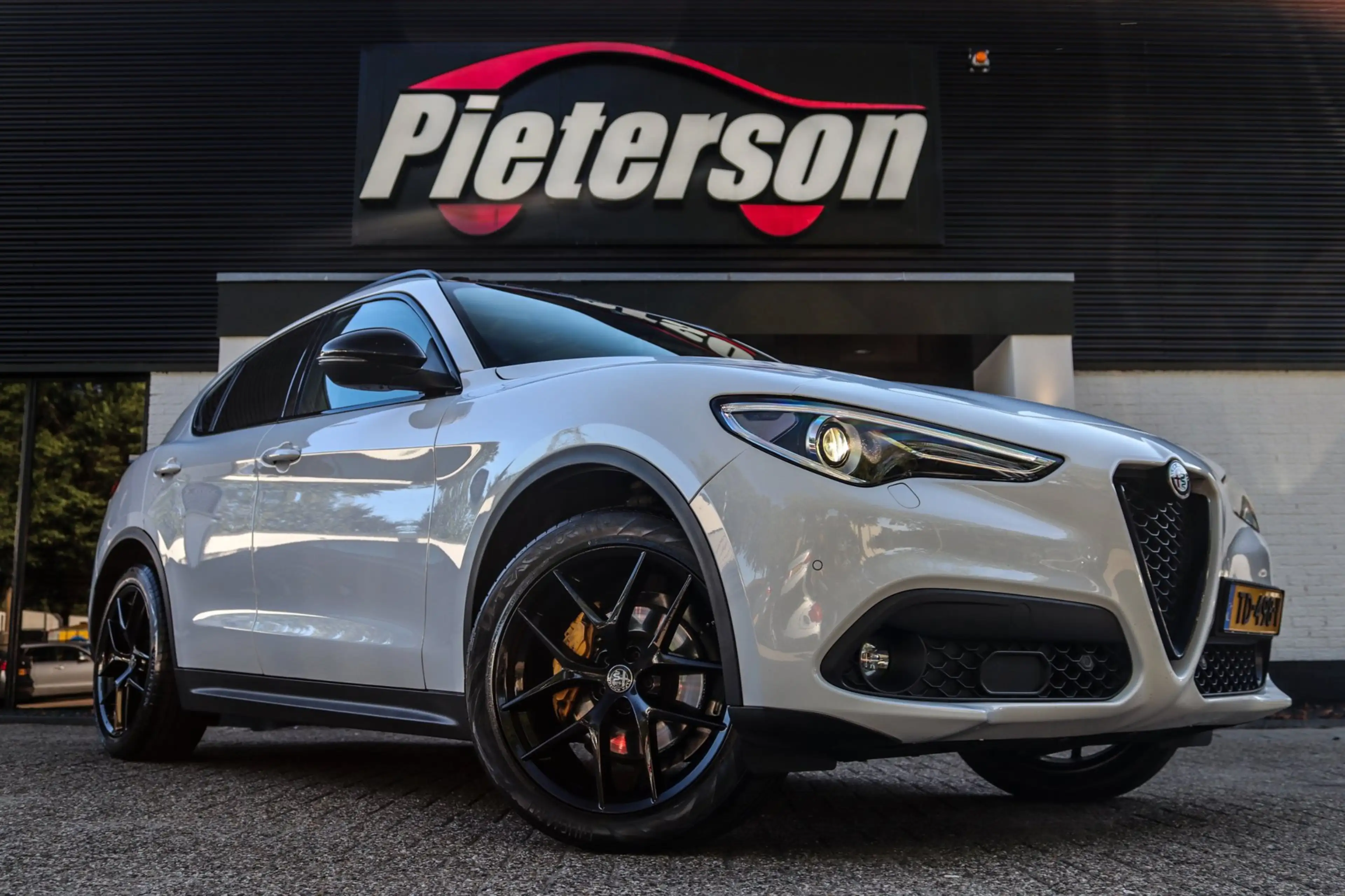 Alfa Romeo Stelvio 2.2d PANO MEMORY TREKHAAK CAMERA KEYLESS — photo 5
