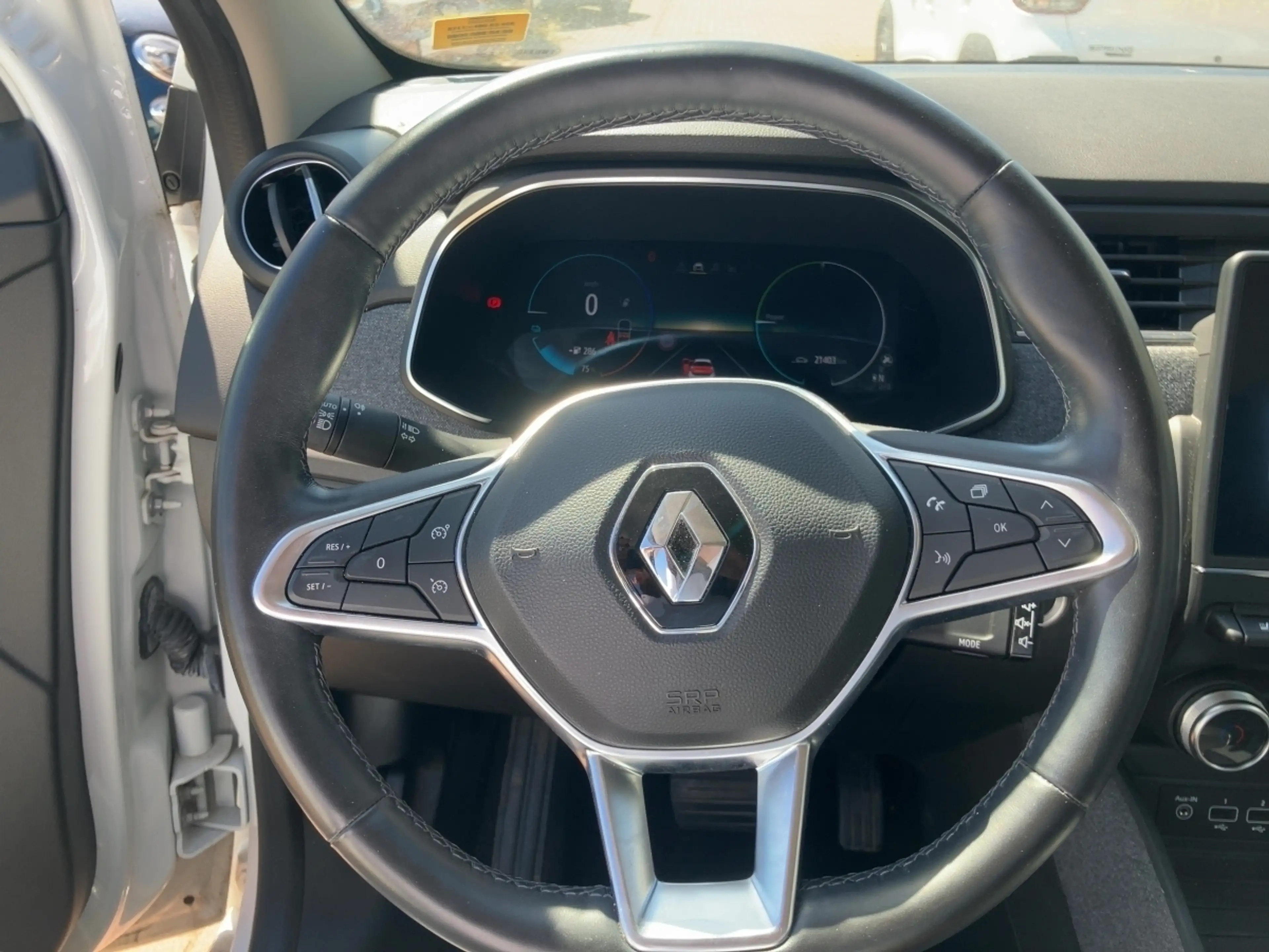 Renault ZOE Experience R110 Z.E. 50 — photo 11