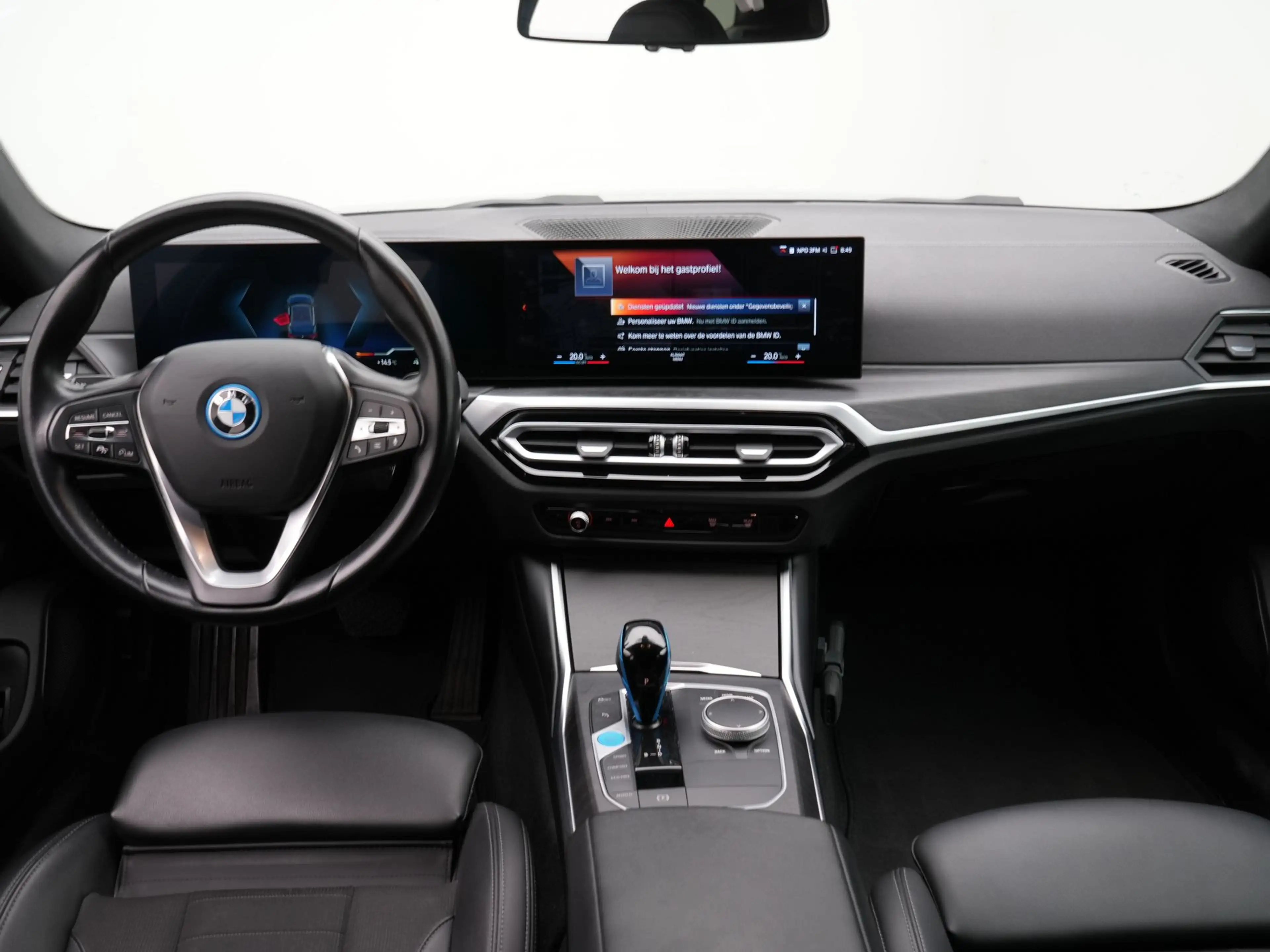 BMW i4 eDrive40 SoH 98% — photo 11