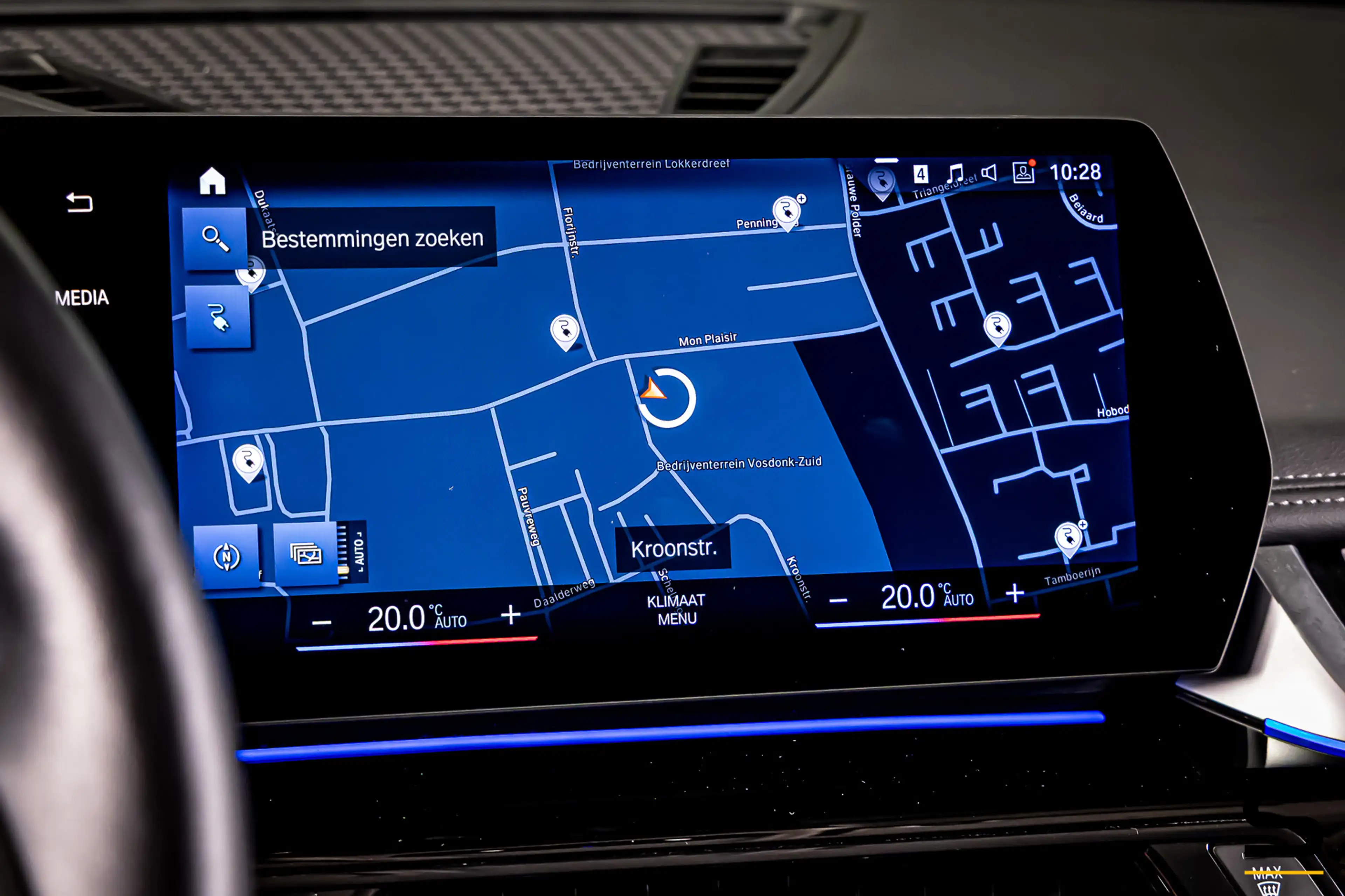 BMW iX1 XDrive30 Launch Edition 67 kWh|Camera|CarPlay|BTW| — photo 12