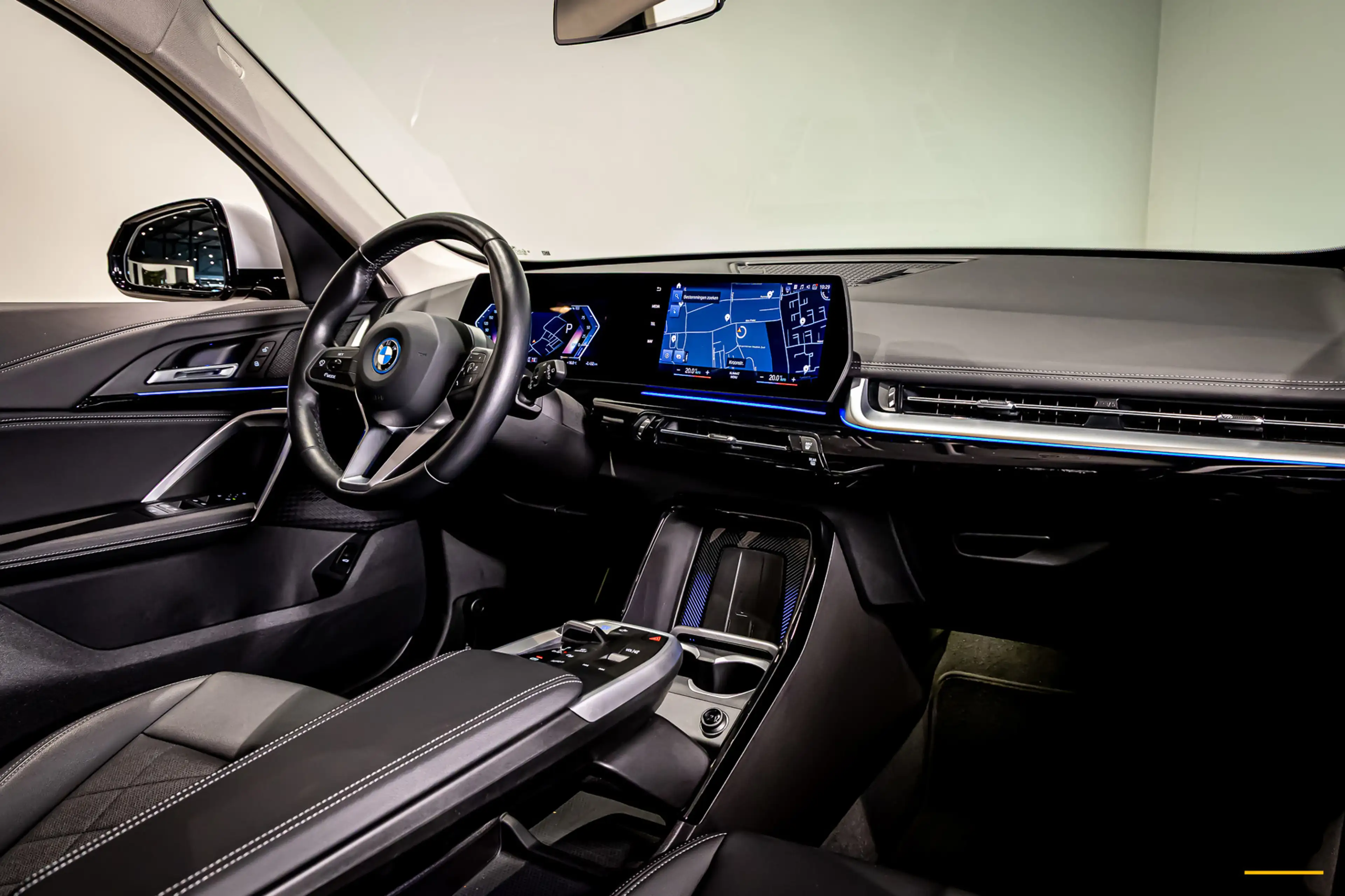BMW iX1 XDrive30 Launch Edition 67 kWh|Camera|CarPlay|BTW| — photo 10