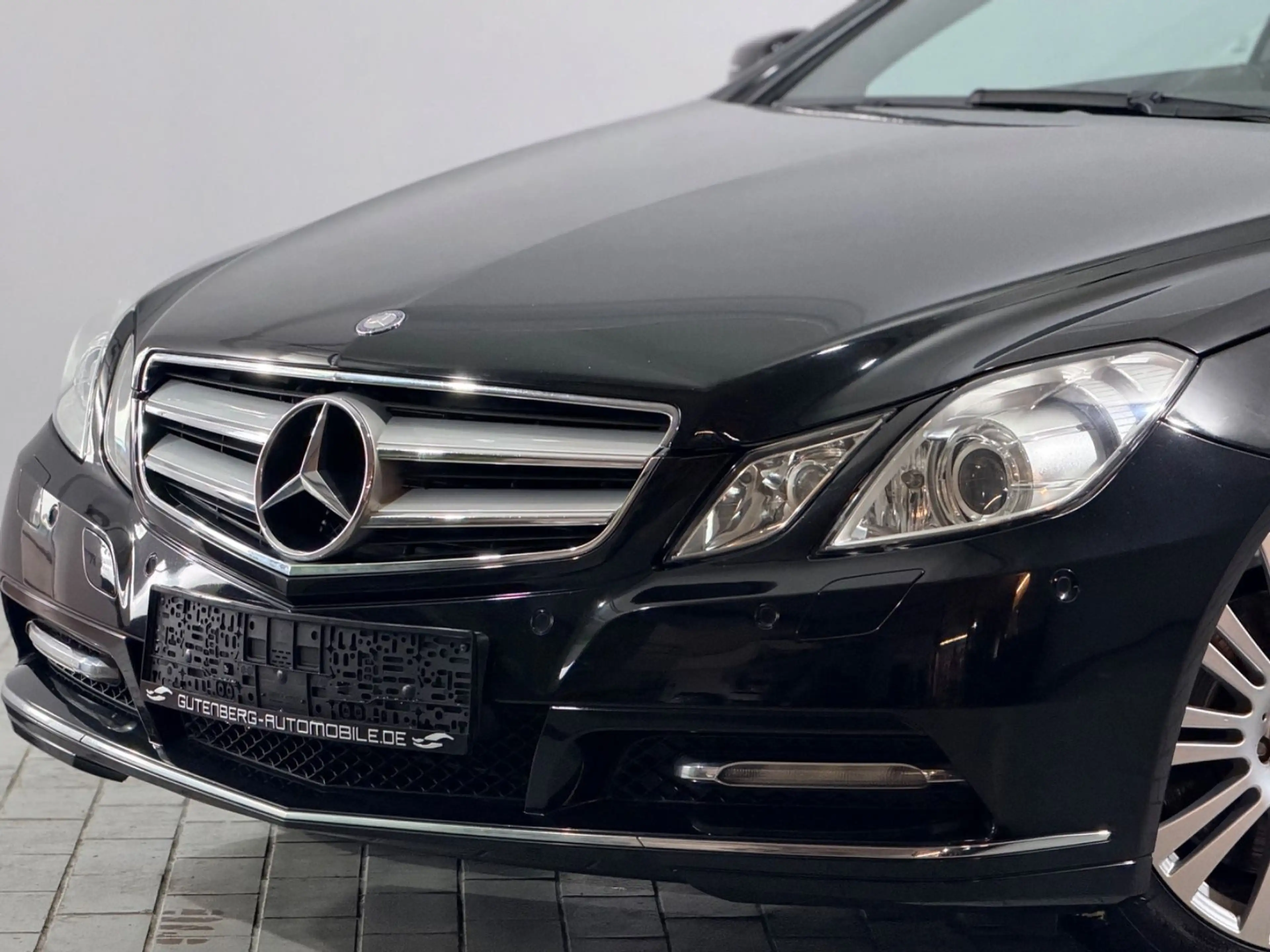 Mercedes-Benz E 350 Coupe Keyless Pano Memory Bi-Xenon Leder — photo 5