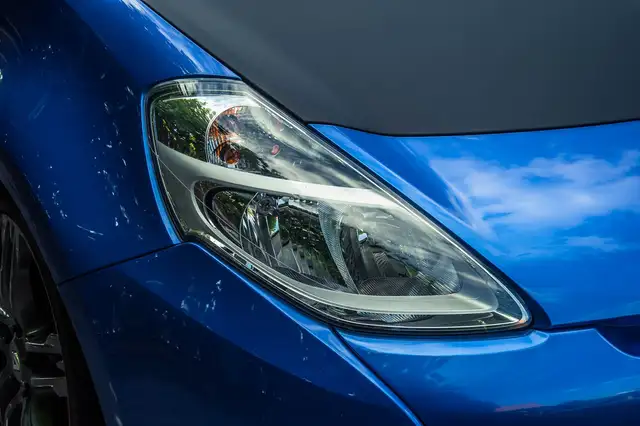 Renault Clio view 11
