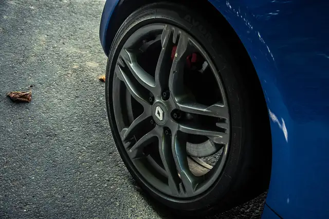 Renault Clio view 12