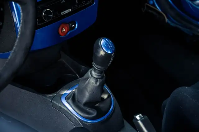 Renault Clio view 24