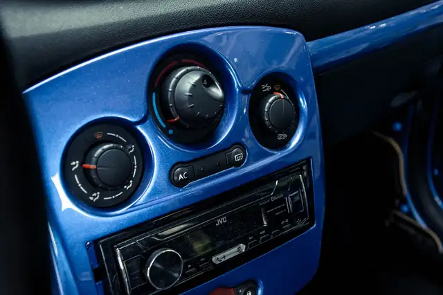 Renault Clio view 26