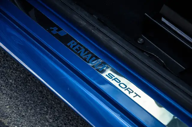 Renault Clio view 30