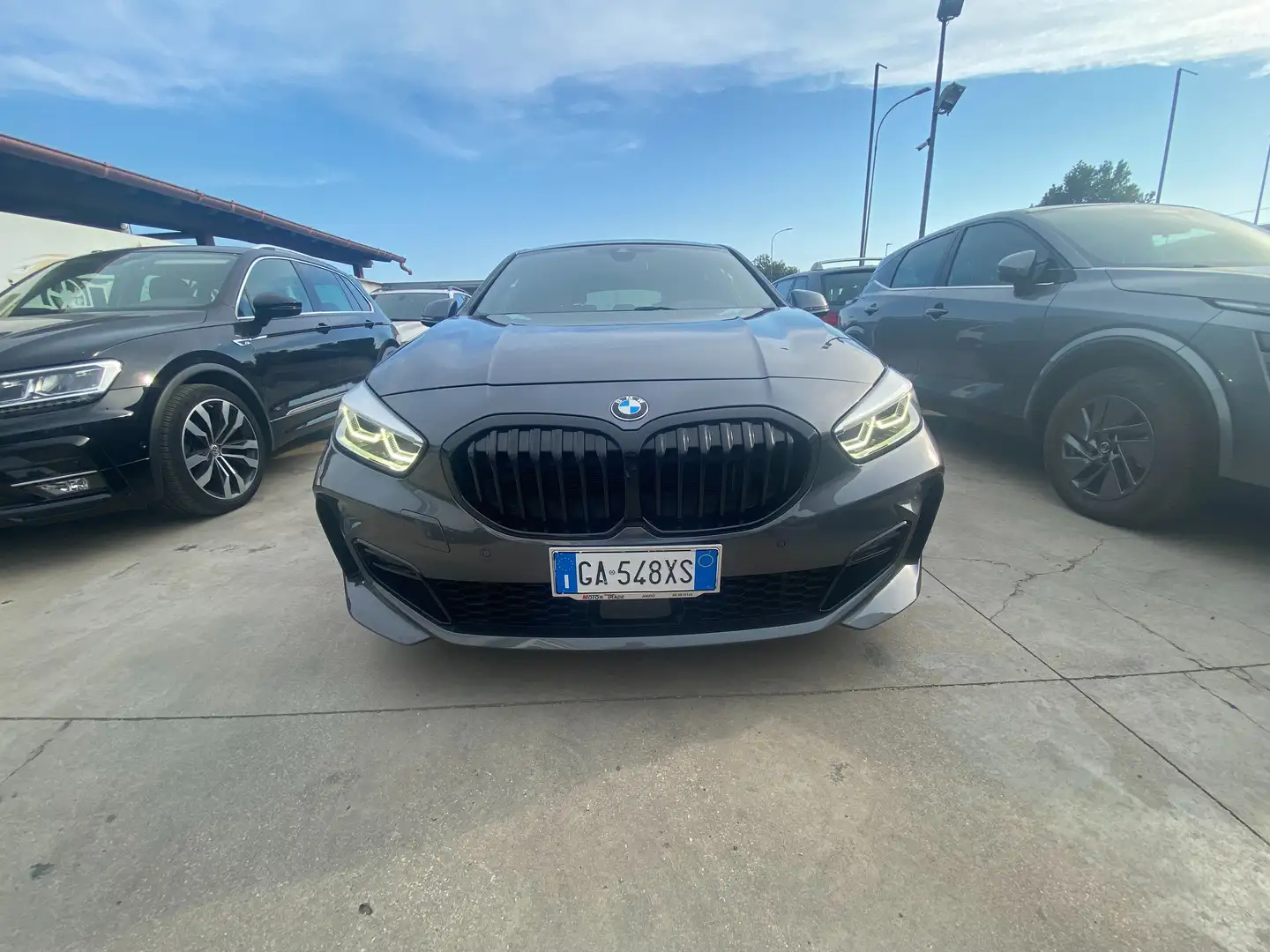 BMW 118 Serie 1 F40 118d Msport Grau - 2