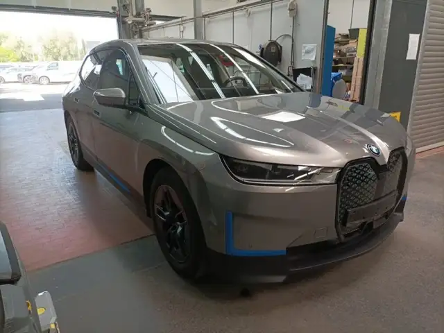 Bmw iX 40*Design Atelier*xDrive*HarmanK*Driving Ass+