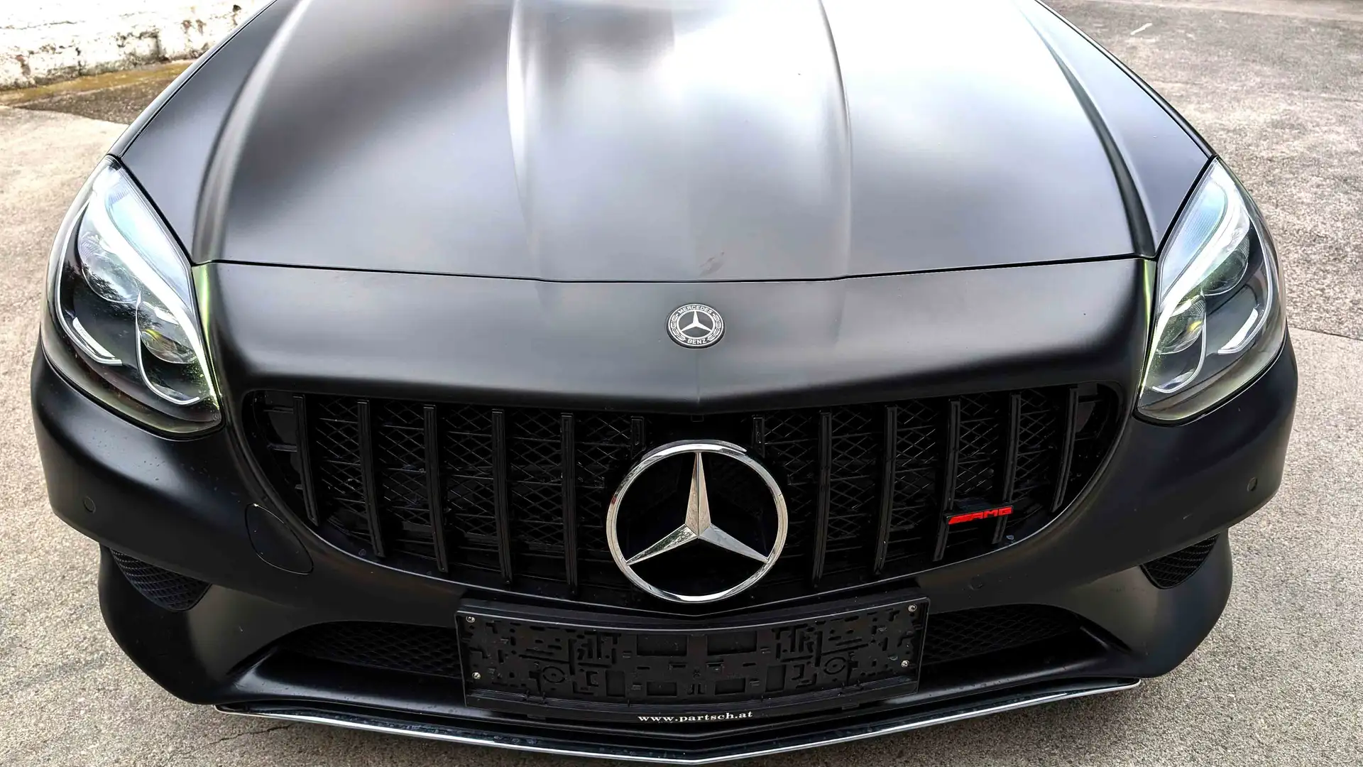 Mercedes-Benz SLC 180 SLC 180 Aut. Schwarz - 2