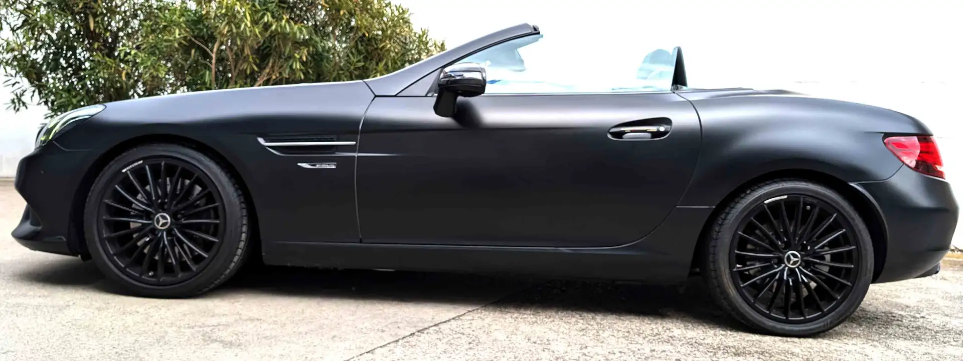 Mercedes-Benz SLC 180 SLC 180 Aut. Schwarz - 1