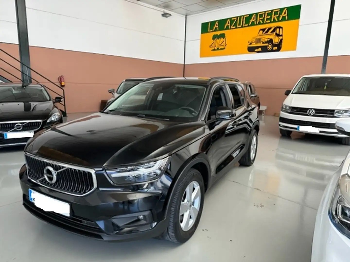 Volvo XC40 D3 Aut. Zwart - 1