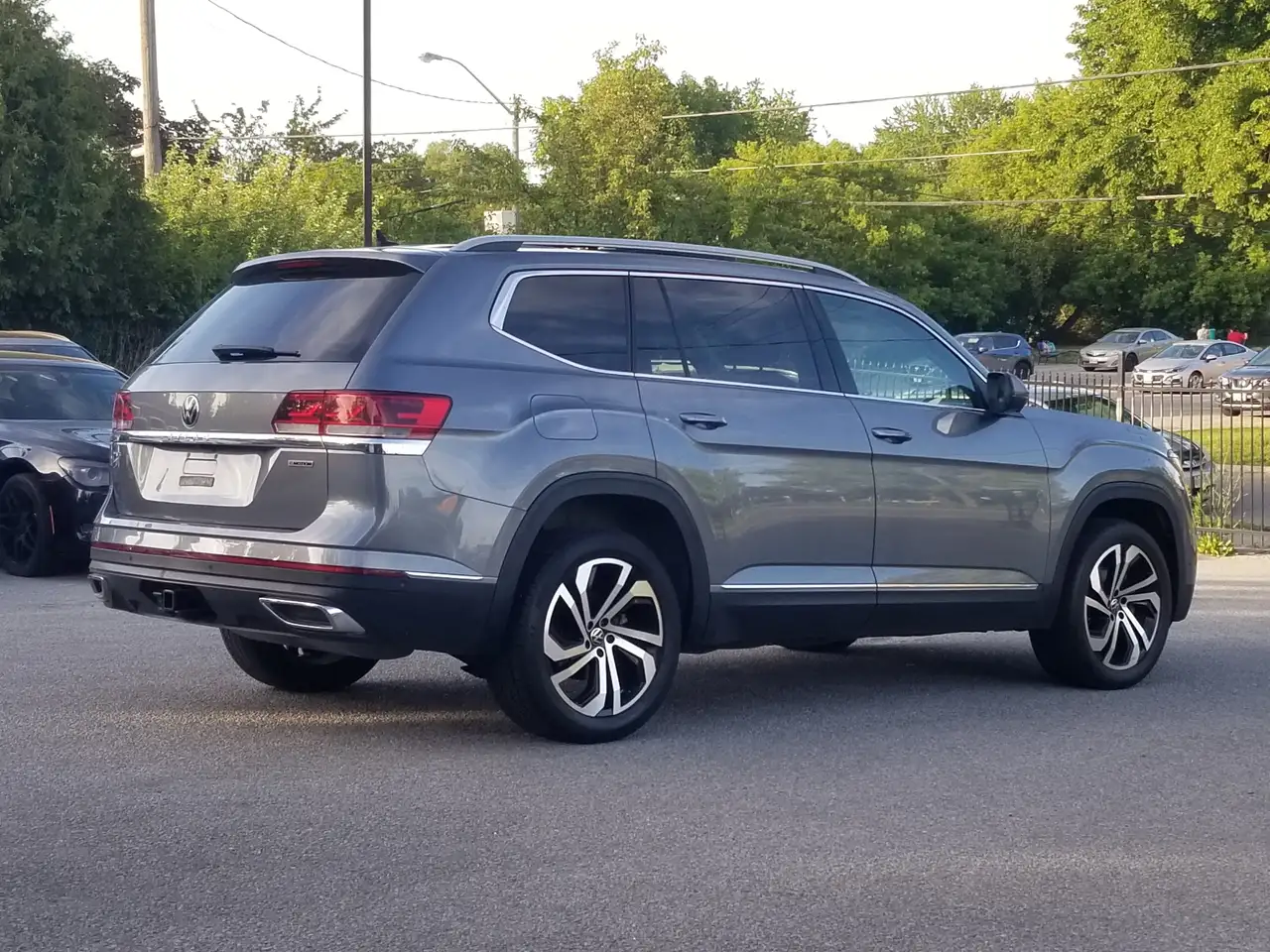 Volkswagen Atlas снимка Volkswagen Atlas
