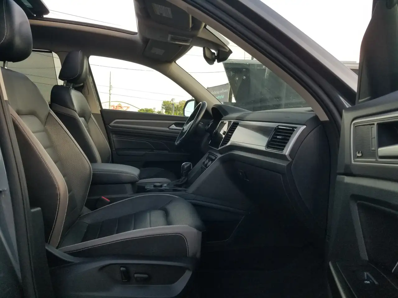 Volkswagen Atlas снимка Volkswagen Atlas