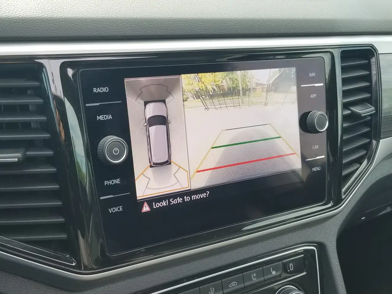Volkswagen Atlas снимка Volkswagen Atlas