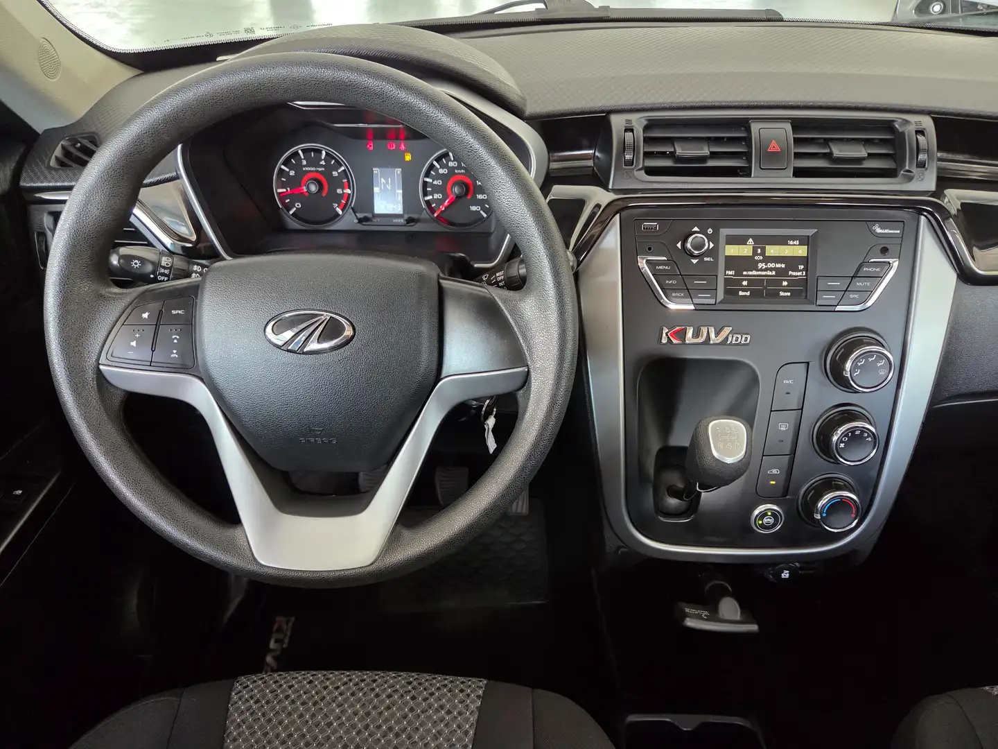 Mahindra KUV100 1.2 K6+ 83cv m-bifuel GPL ORIGINALE Noir - 2