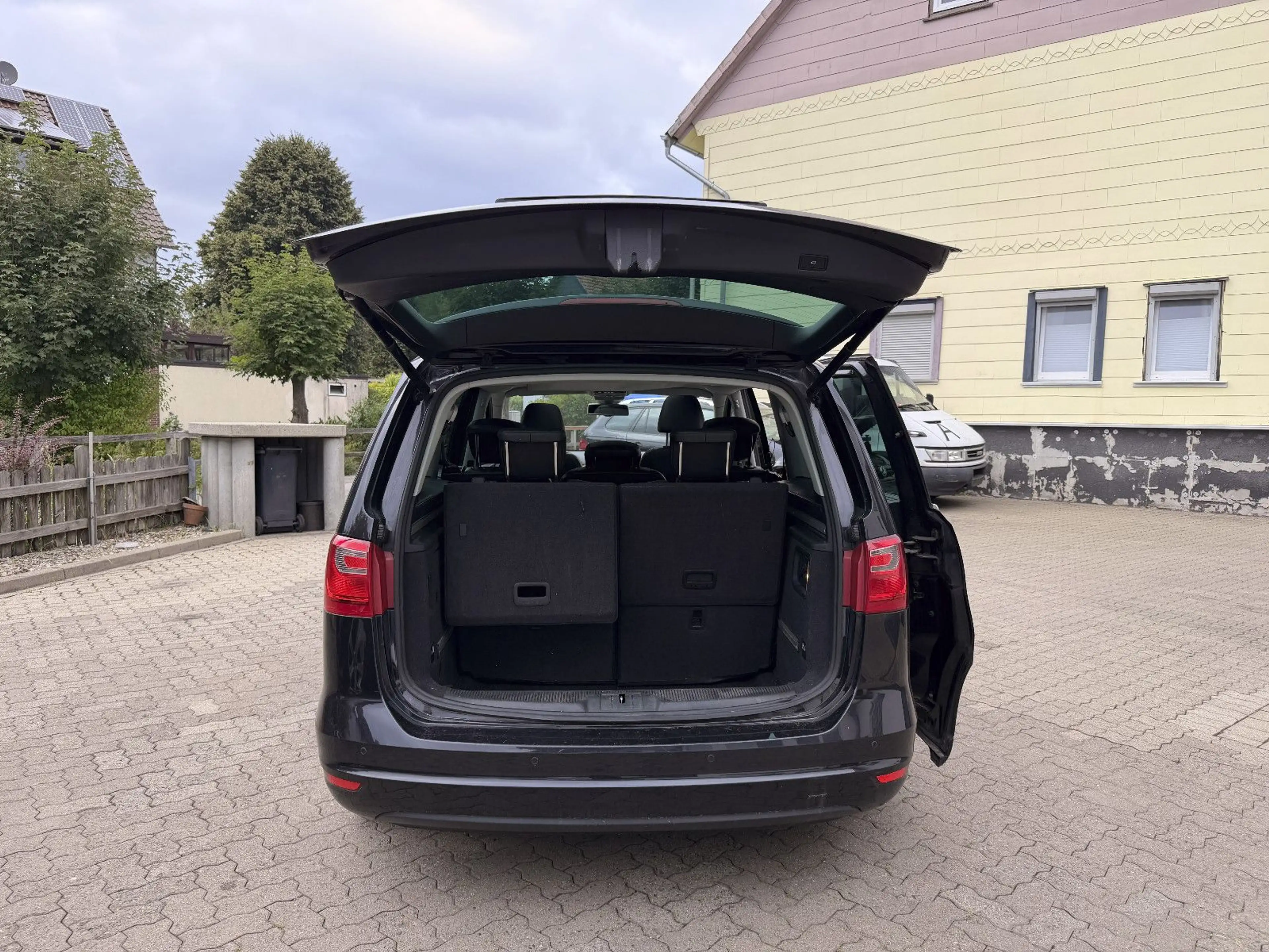 SEAT Alhambra 2.0 TDI CR Ecomotive  Reference — photo 13
