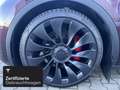 Tesla Model Y Performance Schwarz - thumbnail 5