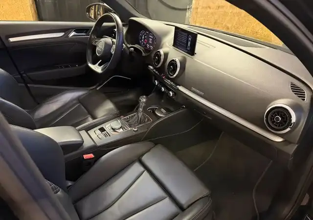 Audi S3 view 9