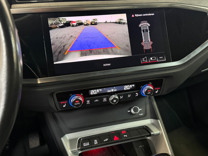 Audi Q3 45 TFSI e S edition Pano B&O Memory Blackpack Sfee — photo 8