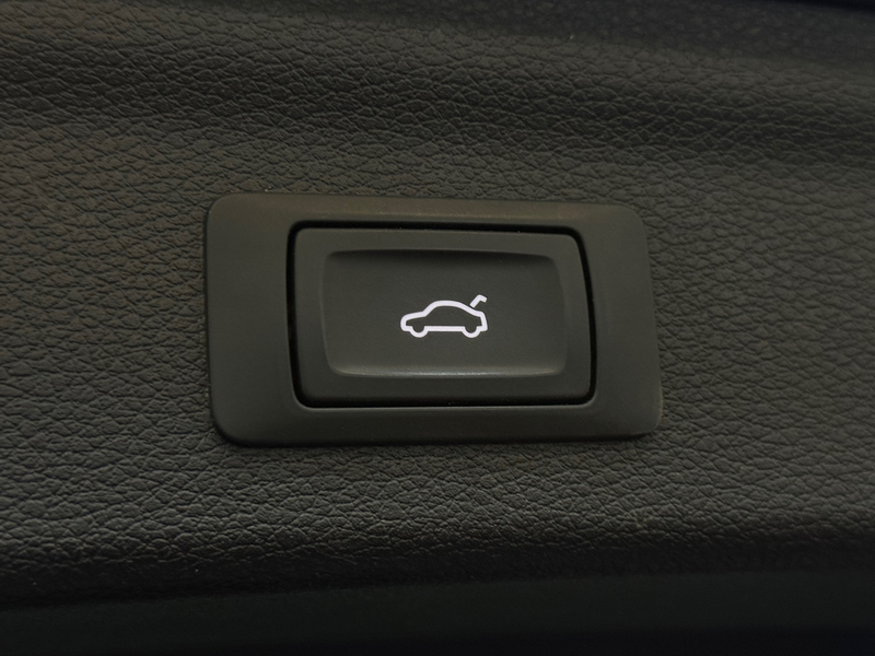 Audi Q3 45 TFSI e S edition Pano B&O Memory Blackpack Sfee — photo 9
