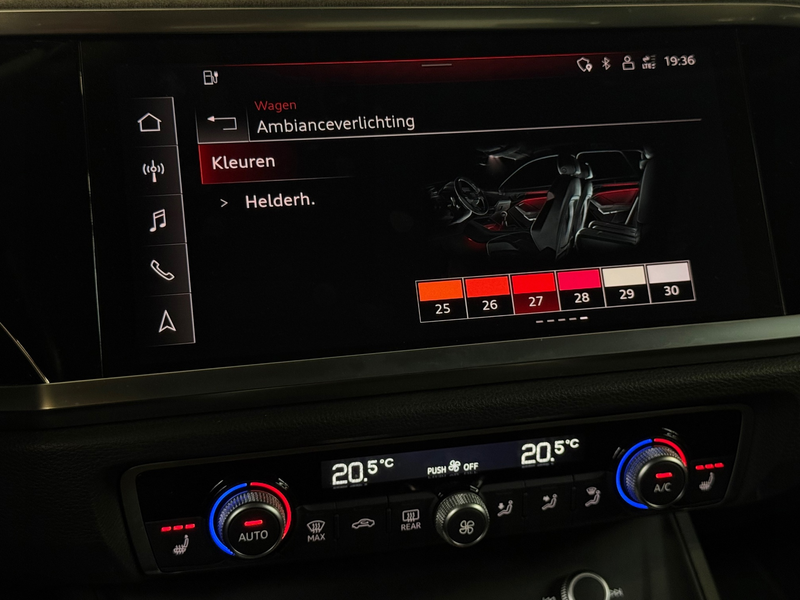Audi Q3 45 TFSI e S edition Pano B&O Memory Blackpack Sfee — photo 6